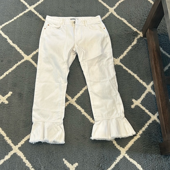Zara White Cropped Jeans with Flare Bottom - Picture 1 of 8